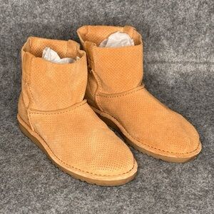 UGG Classic‎ Unlined Mini Perforated Suede Boots- Sz 9